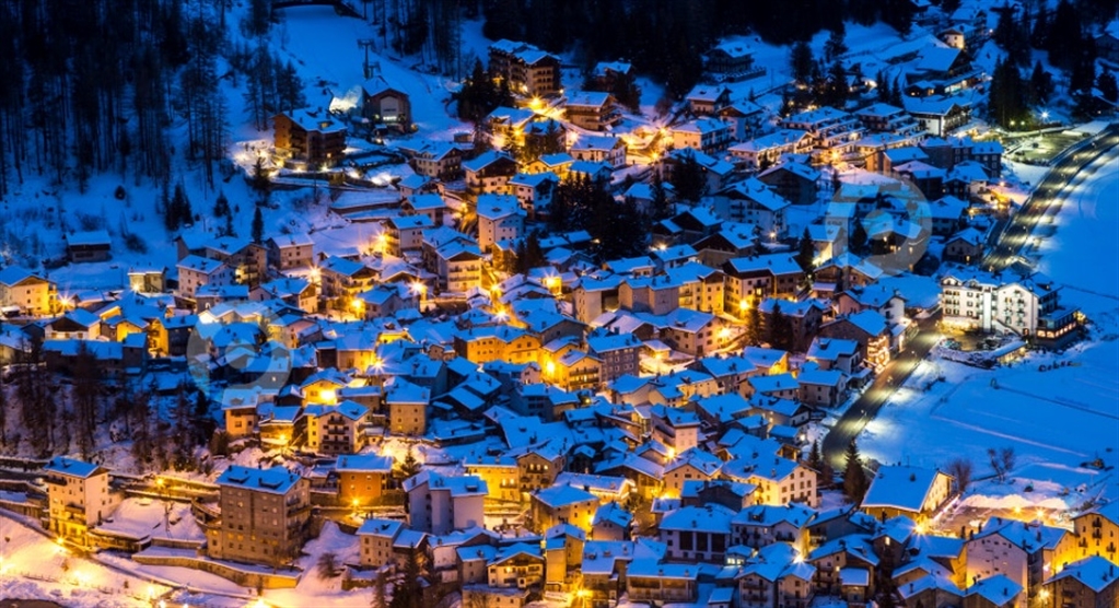 New Year in Valle D’Aosta - Italy & France ShowCase