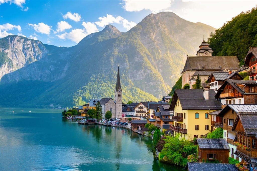 Austrian Alpine Escape - with a touch of Tyrol & Bavaria ShowCase